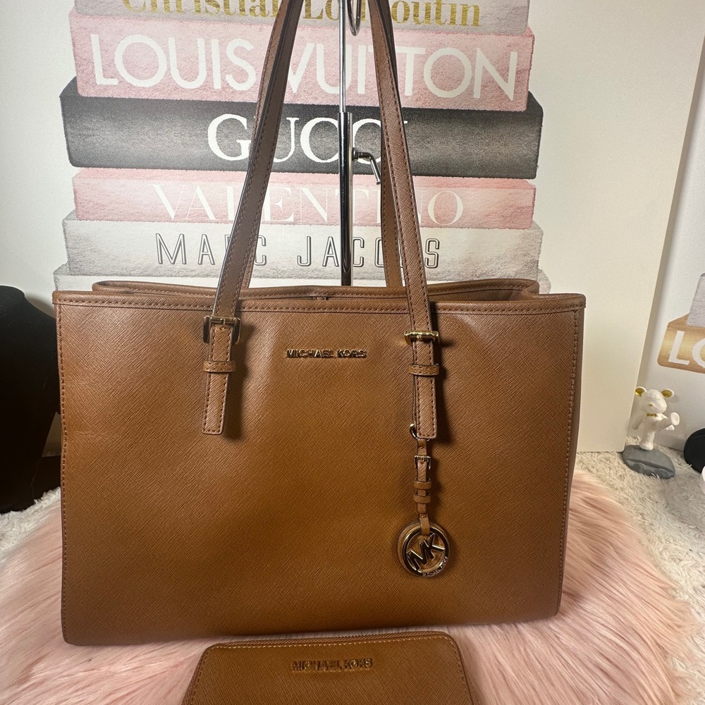 Michael Kors Jet Set Tan Travel Tote Bag with matching wallet
